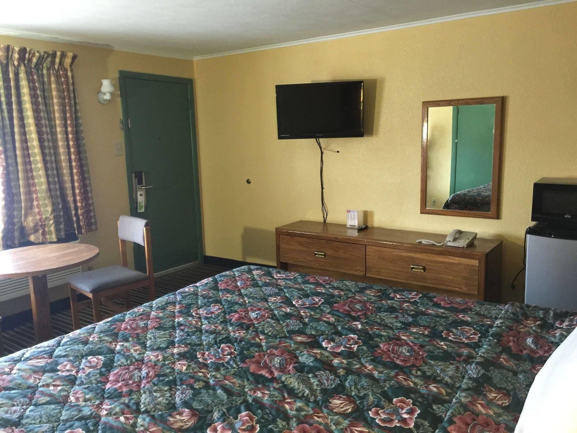 Family Budget Inn Harrison Exterior photo